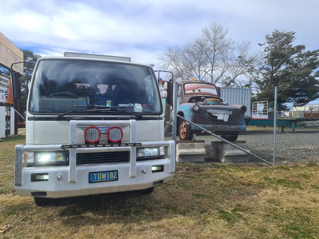 Blue Tongue Towing |  | 16 Fielding Rd, College View QLD 4343, Australia | 0476117729 OR +61 476 117 729