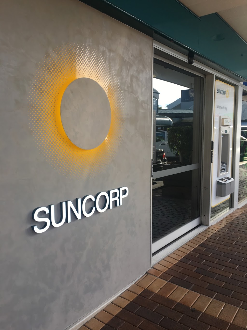 Suncorp Bank | bank | Merthyr Village Shopping Centre, Shop 23/900 Brunswick St, New Farm QLD 4005, Australia | 131155 OR +61 131155