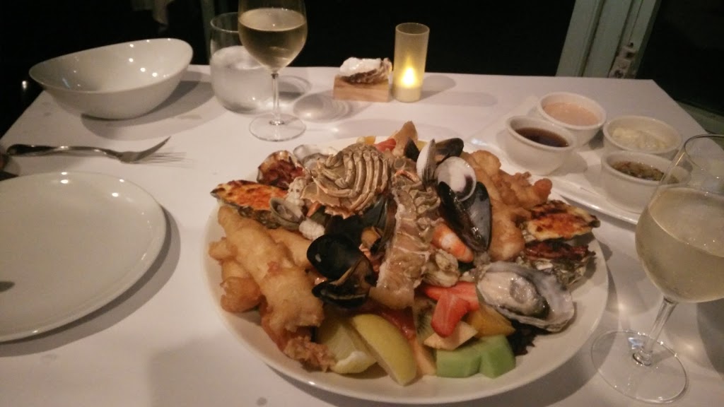 Ocean Restaurant | 102 Ocean Parade, The Entrance NSW 2261, Australia | Phone: (02) 4334 4600