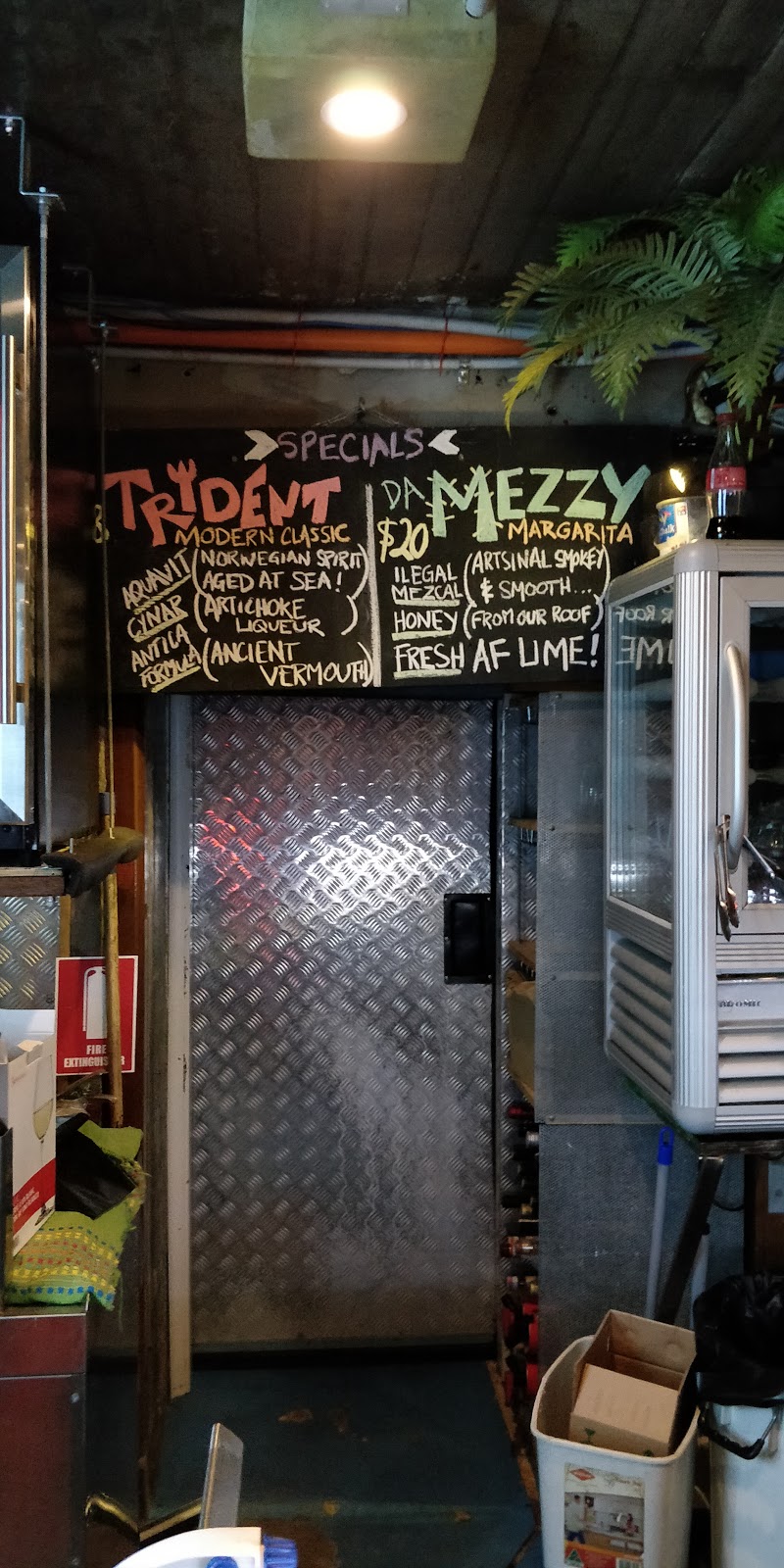 Knox Street Bar | 21 Shepherd St, Chippendale NSW 2008, Australia | Phone: (02) 8970 6443