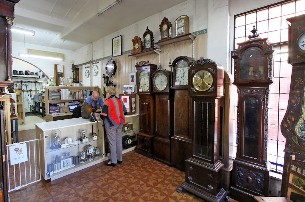Canterbury clocks and watches |  | 209 Canterbury Rd, Canterbury VIC 3126, Australia | 0398301370 OR +61 3 9830 1370