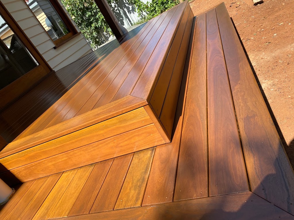 100 % Painting & Decorating | 28 Mariette St, Harristown QLD 4350, Australia | Phone: 0424 444 959