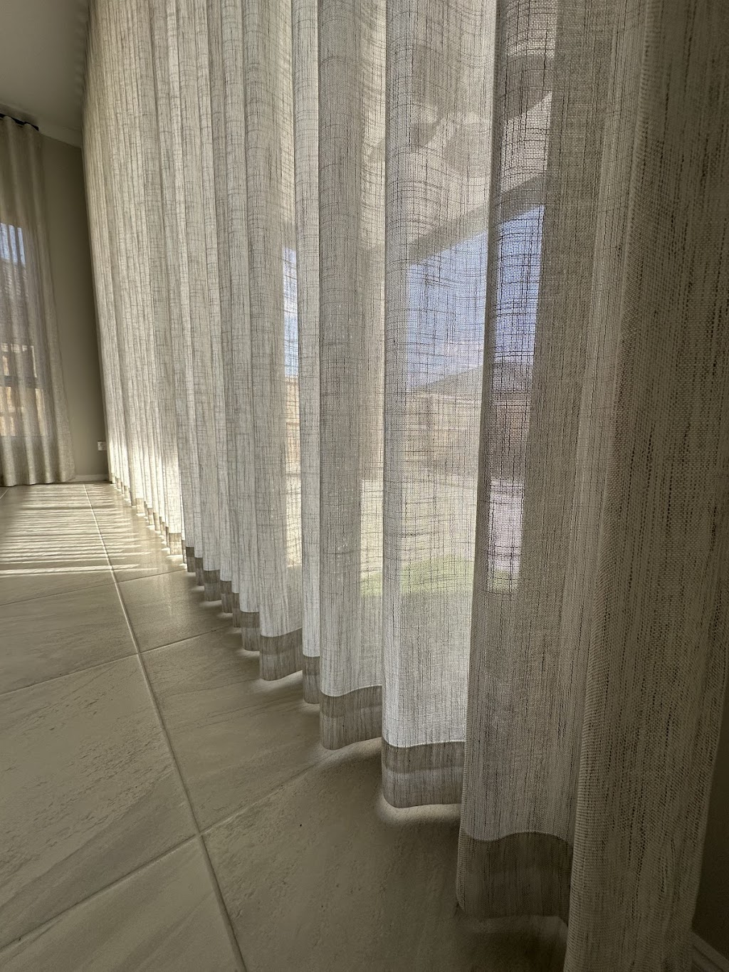Urban Shutters and Blinds | 5 Azolla Ave, Werribee VIC 3030, Australia | Phone: 1300 704 748