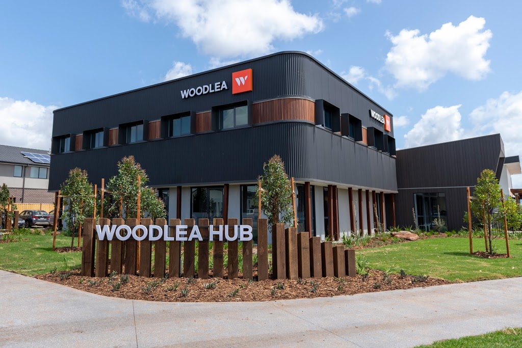 Woodlea Sales Hub & Display Village | general contractor | 25 Aintree Bvd, Rockbank VIC 3335, Australia | 1300966353 OR +61 1300 966 353