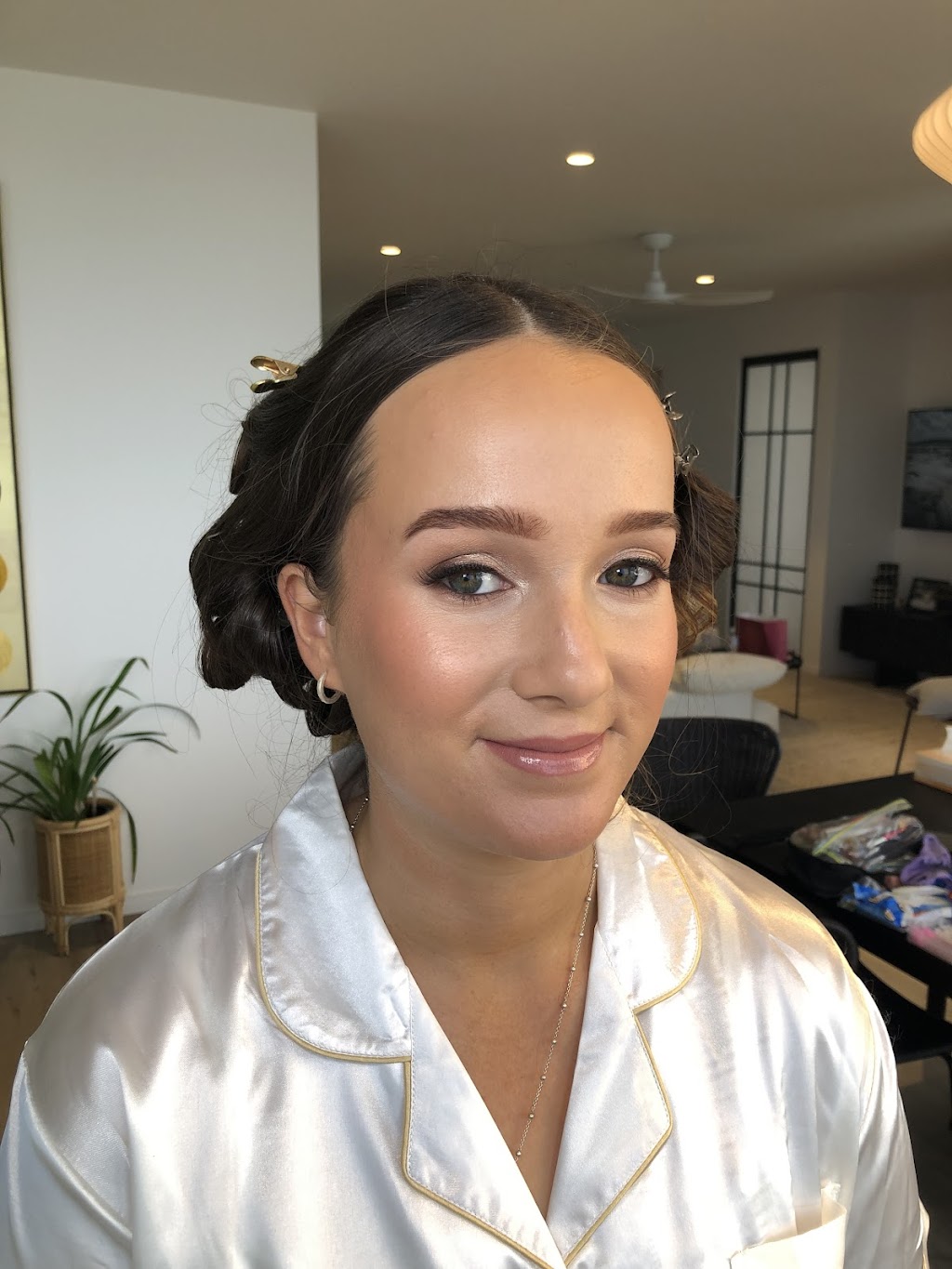 Rhi Martin Makeup Cosmetic Artistry | Tanby Rd, Yeppoon QLD 4703, Australia | Phone: 0407 086 113 Rhi Martin Makeup Cosmetic Artistry | Tanby Rd, Yeppoon QLD 4703, Australia | Phone: 0407 086 113