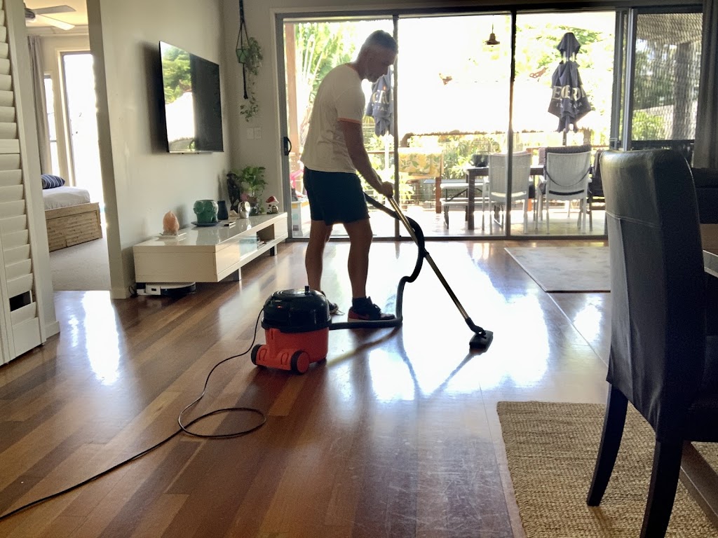 Thundersley Cleaning Company | 247 Freshwater Dr, Banksia Beach QLD 4507, Australia | Phone: 0450 116 517