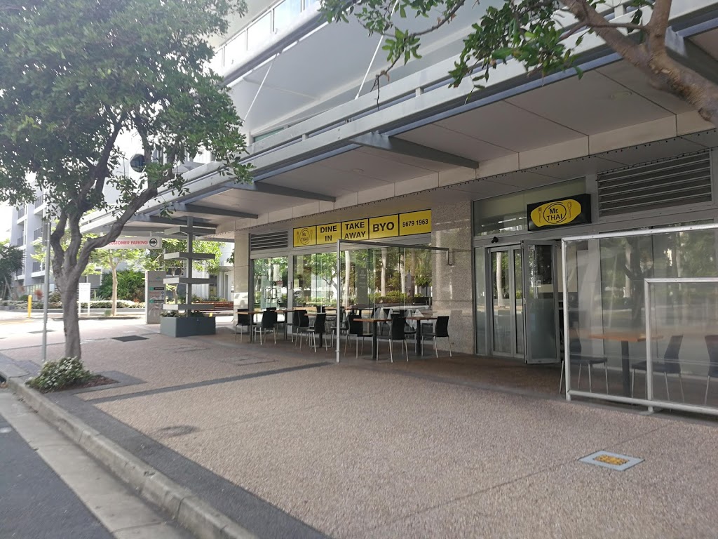 Shore retail | shopping mall | Southport Croquet Club, 1 Queen St, Southport QLD 4215, Australia