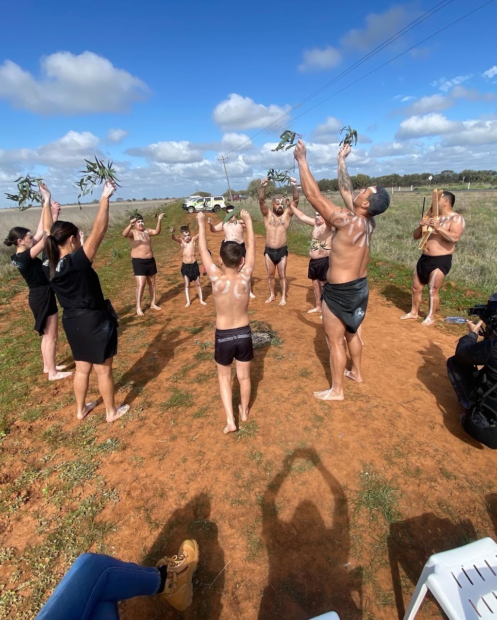 Dinawans Connection | 94 St Georges Terrace, Dubbo NSW 2830, Australia | Phone: 0473 128 300