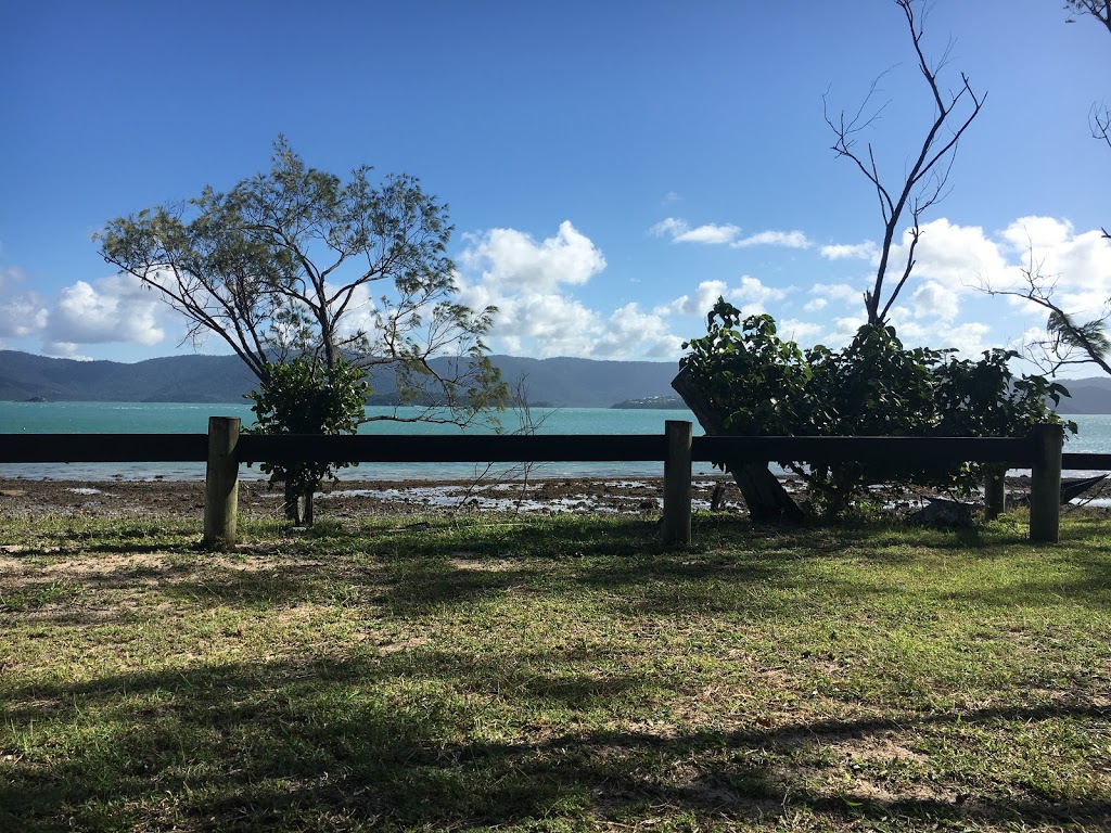 Sandy Bay | campground | South Molle Island QLD 4802, Australia | 0481820444 OR +61 481 820 444