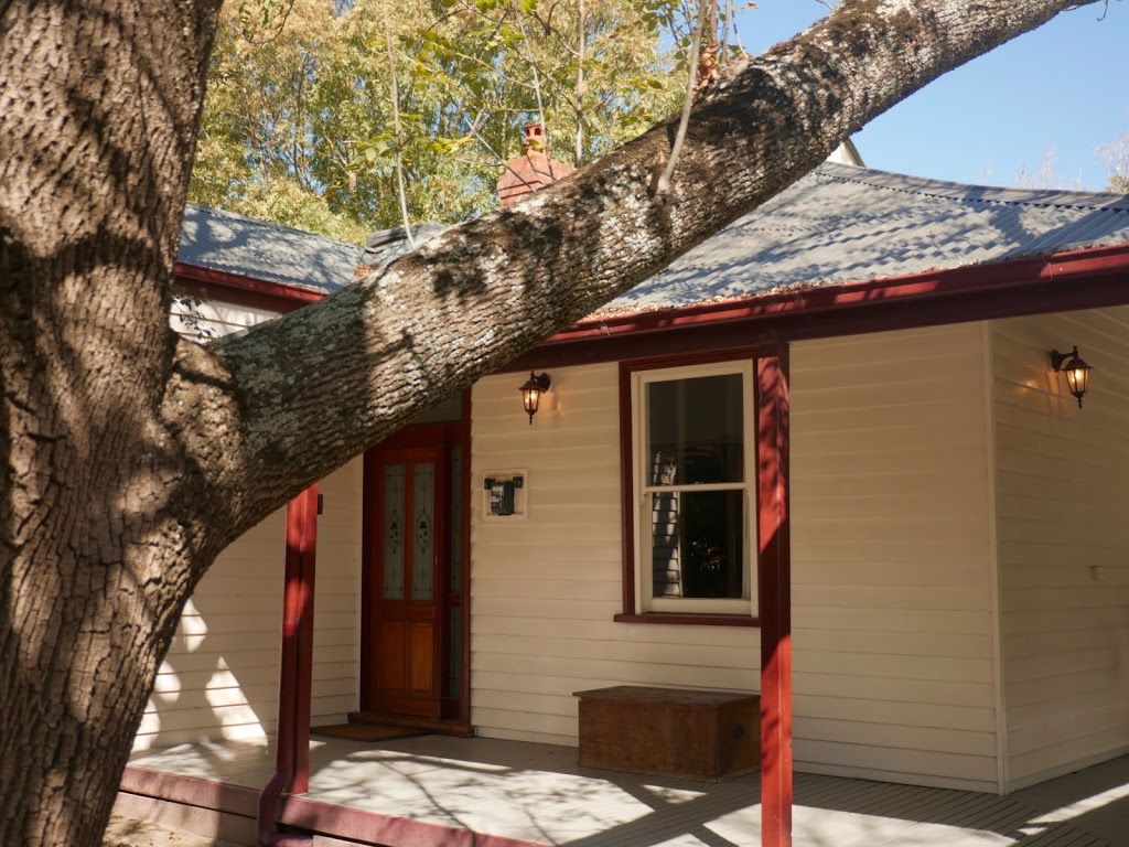 Enda Cottage | lodging | 21 Smith St, Healesville VIC 3777, Australia | 0413690054 OR +61 413 690 054