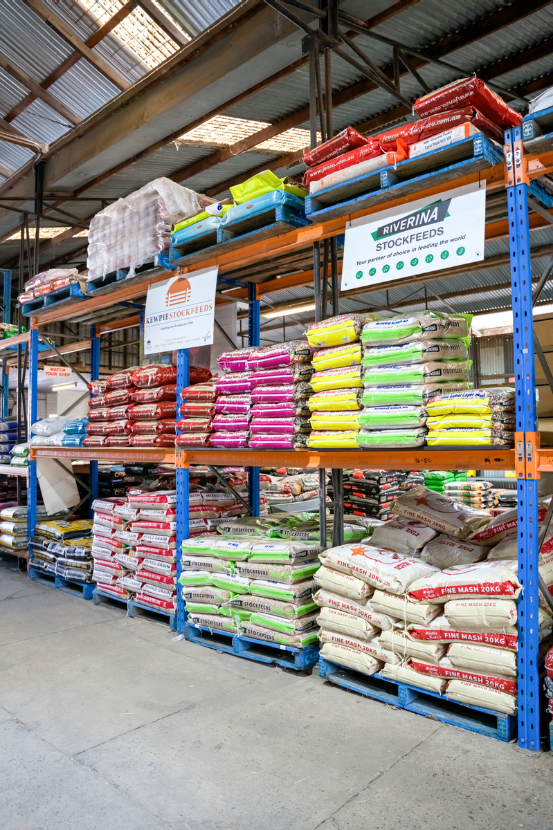 Redmond’s Pet & Livestock Supplies - Laidley | 95 Patrick St, Laidley QLD 4341, Australia | Phone: (07) 5465 8613