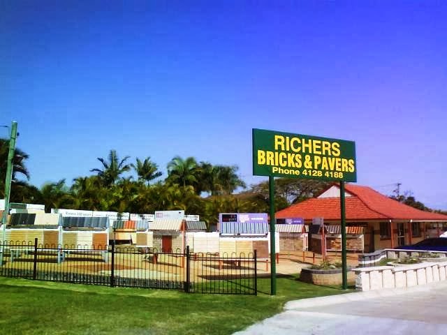 Richers Bricks & Pavers | 33 Old Maryborough Rd, Pialba QLD 4655, Australia | Phone: (07) 4128 4188