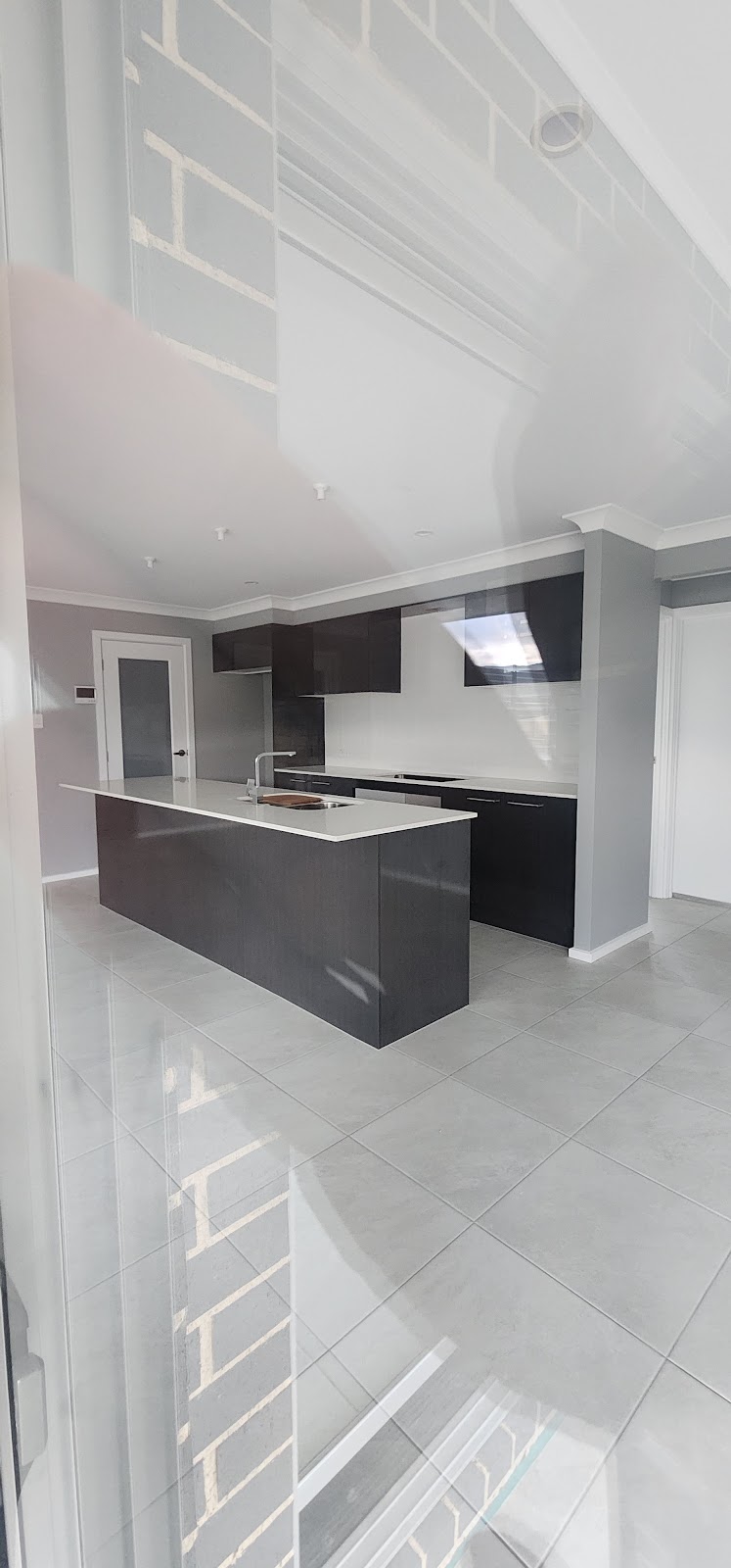 Illawarra House Painters | 26 Robins Creek Dr, Horsley NSW 2530, Australia | Phone: 0421 030 811