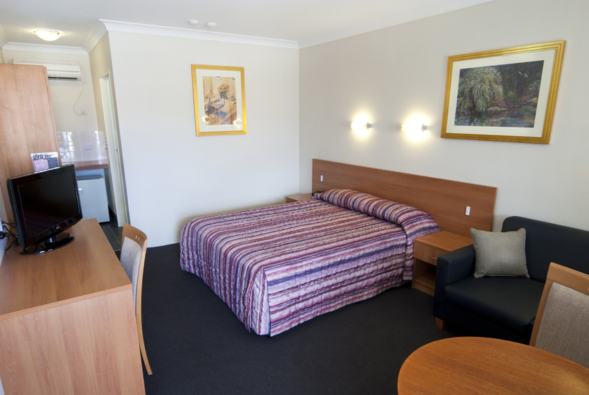 Narellan Motor Inn | lodging | 5 The Old Northern Rd, Narellan NSW 2567, Australia | 0246461044 OR +61 2 4646 1044