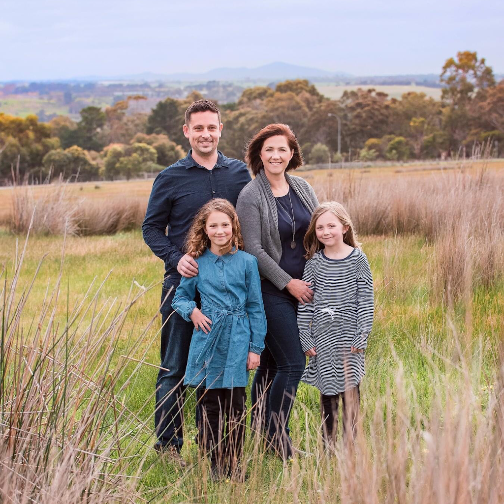 FAMILY PORTRAITS By Helen Connolly |  | Banff Dr, Curlewis VIC 3222, Australia | 0404113941 OR +61 404 113 941