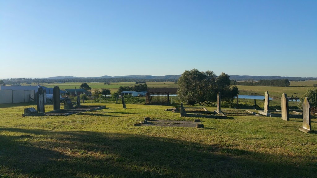 Hinton Pioneer Cemetery | cemetery | 289 Hinton Rd, Hinton NSW 2321, Australia | 0249800255 OR +61 2 4980 0255