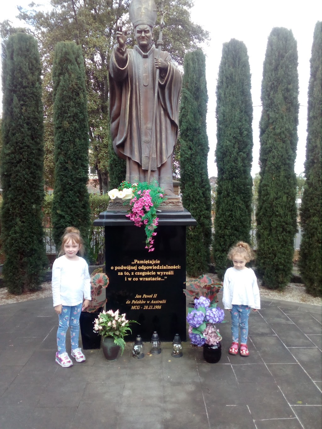 Polish Marian Shrine | 6/8 Aberfeldie St, Aberfeldie VIC 3040, Australia | Phone: (03) 9337 6395