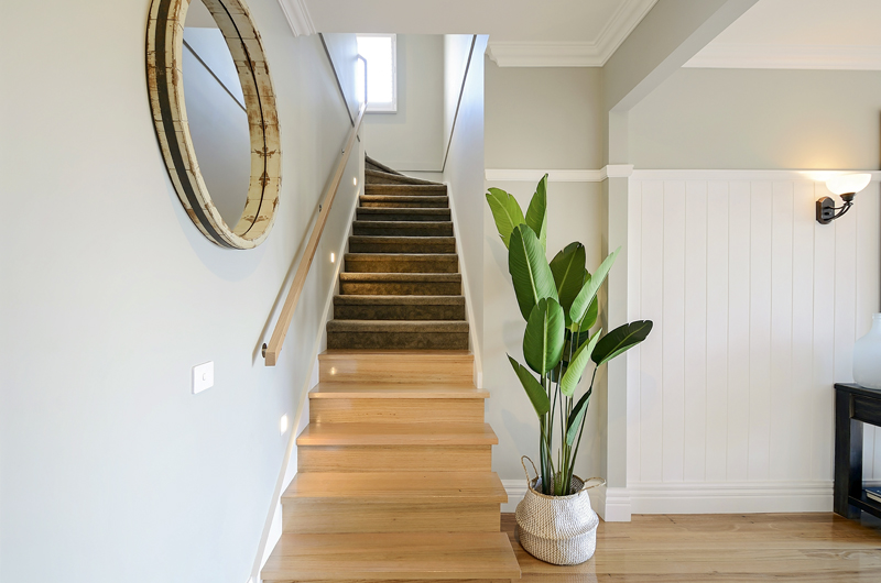 Premier Traditional Homes - Clyde North Berwick Waters | Lot 213/14 Littleshore Cres, Clyde North VIC 3978, Australia | Phone: 1300 773 643