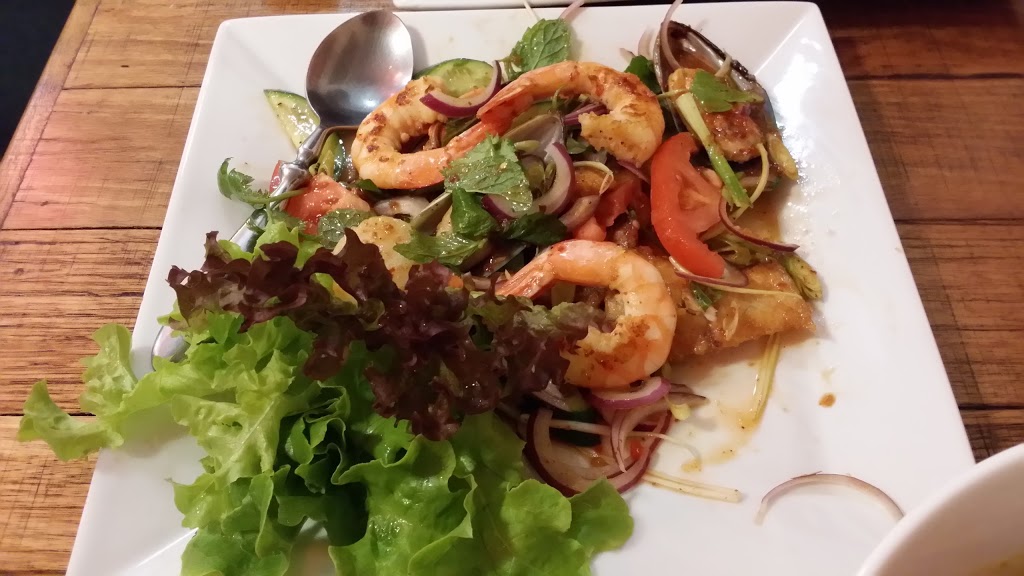 Lilly Thai Restaurant | restaurant | 298B Main Rd, Toukley NSW 2263, Australia | 0243971664 OR +61 2 4397 1664