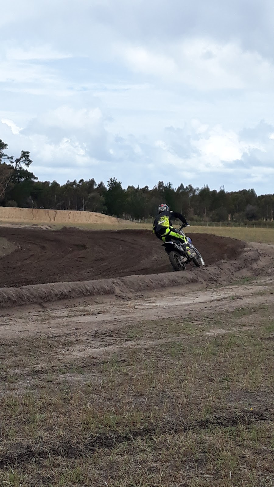 Krusics Ride Park |  | 26 Signboard Ln, Dutson Downs VIC 3851, Australia | 0477303606 OR +61 477 303 606