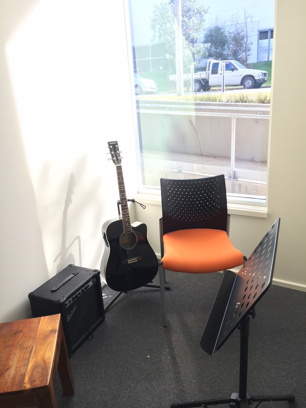 Canberra Music Tuition Fyshwick | 1/24 Iron Knob St, Fyshwick ACT 2609, Australia | Phone: (02) 6299 9154