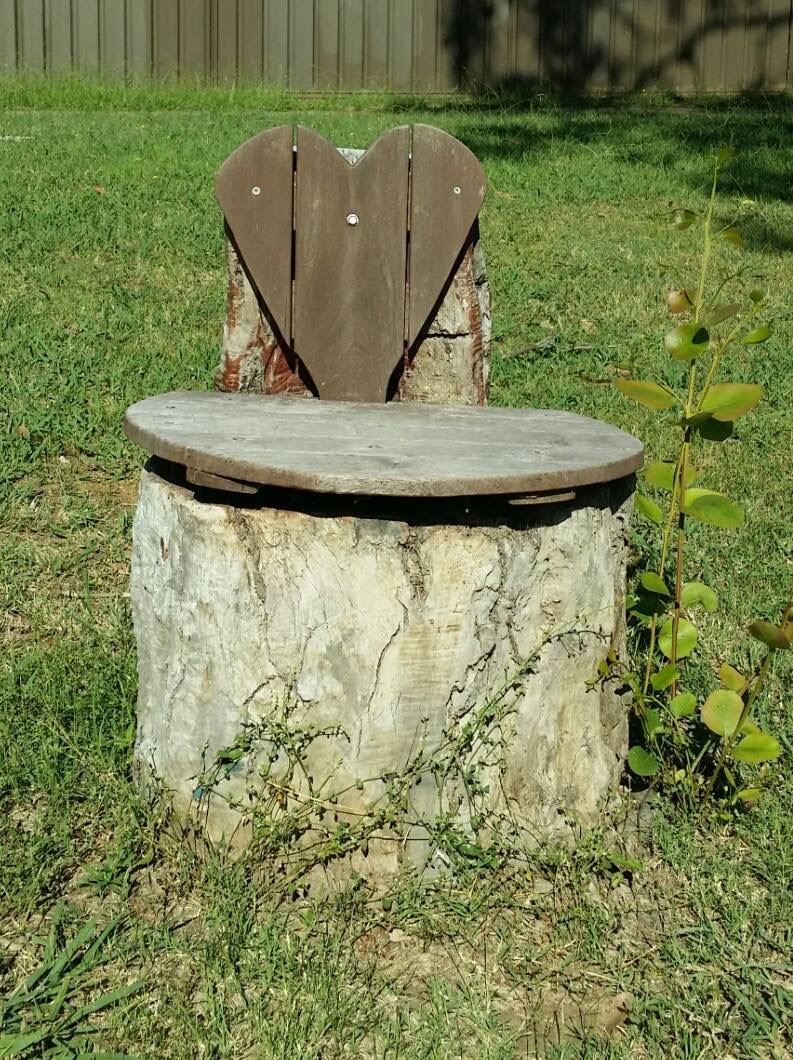 Three Heart Bench | Quakers Hill NSW 2763, Australia