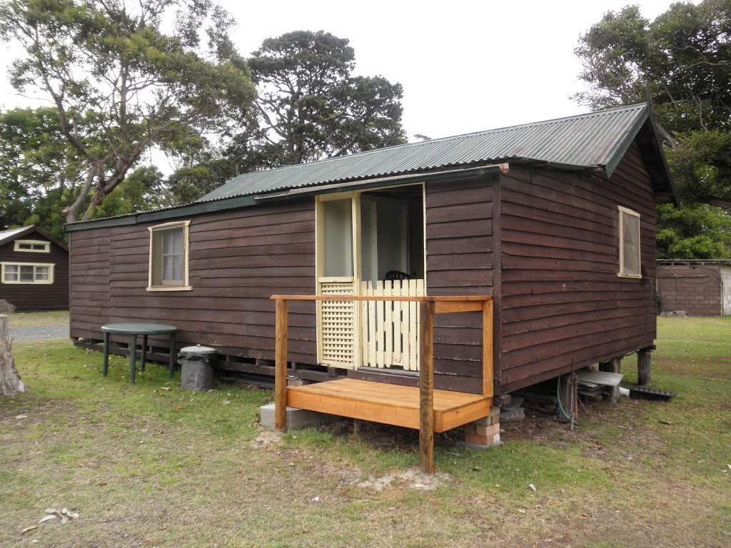Innes Cabins | lodging | 2 Lakeside Dr, South Durras NSW 2536, Australia | 0244786276 OR +61 2 4478 6276