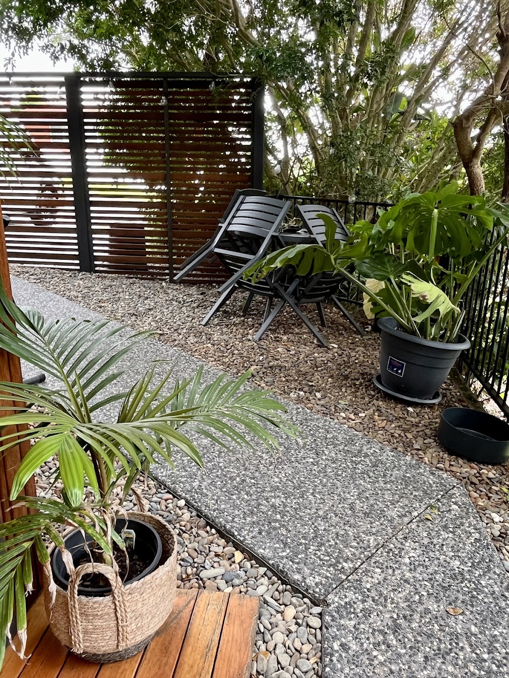 Sunnyside Studio | 7 Nelson St, Port Macquarie NSW 2444, Australia | Phone: 0423 072 663