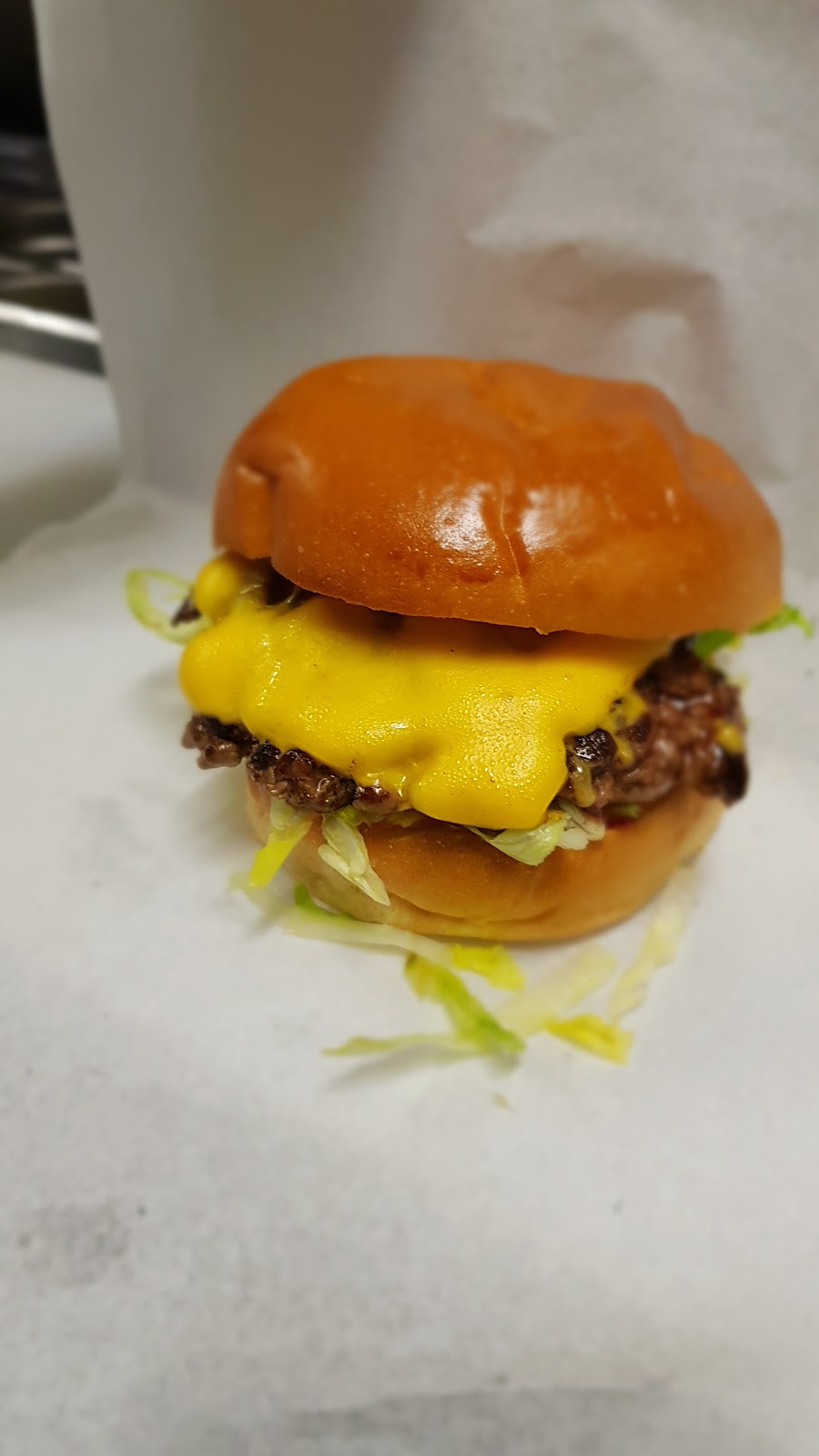 Fat burger | restaurant | 271 Guildford Rd, Guildford NSW 2161, Australia | 0297213805 OR +61 2 9721 3805