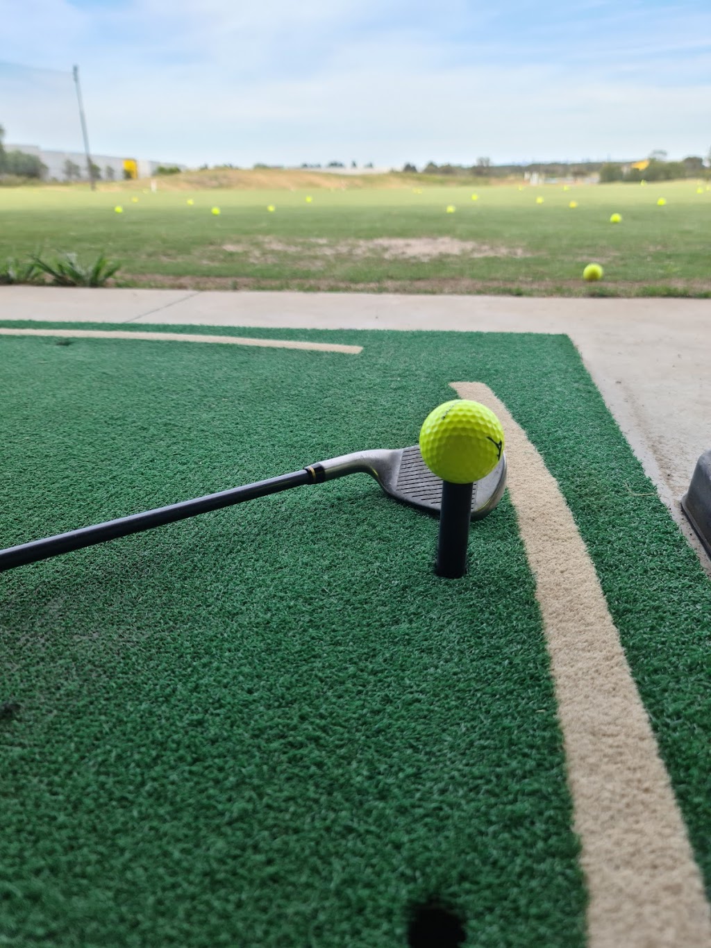 Mt Derrimut Driving Range & Mini Golf | 475 Mt Derrimut Rd, Derrimut VIC 3026, Australia | Phone: (03) 8737 9011