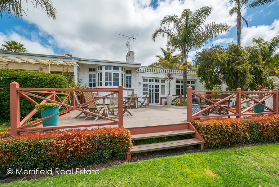 Elliot House | 3 Harbour Rd, Bayonet Head WA 6330, Australia | Phone: (08) 9844 9420