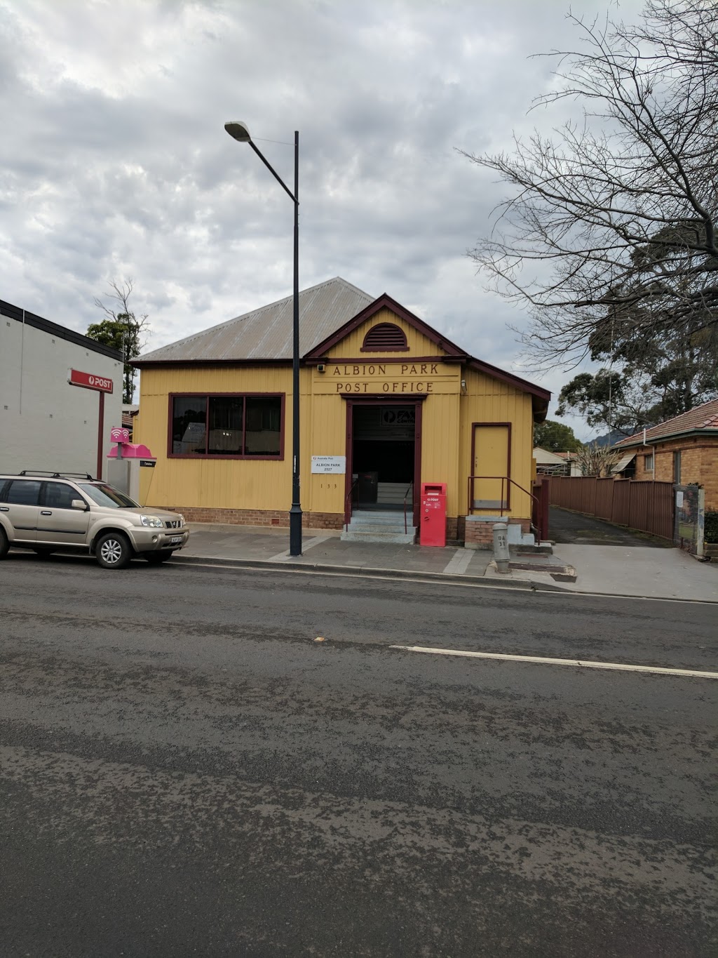 Australia Post | post office | 133 Tongarra Rd, Albion Park NSW 2527, Australia | 0242562430 OR +61 2 4256 2430