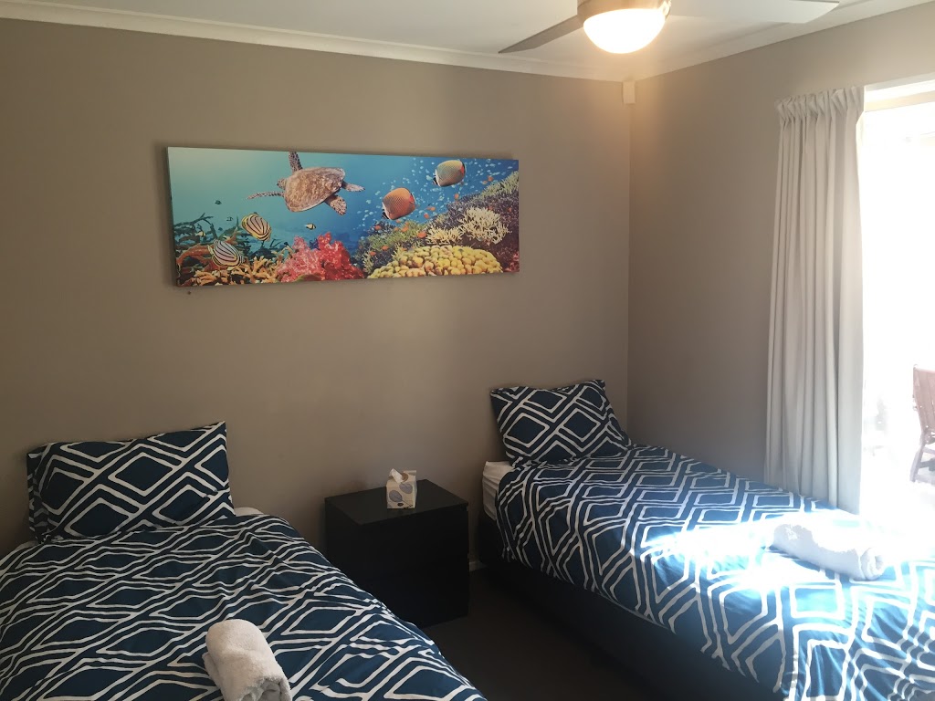Theme Park Family Getaway | lodging | 5 River Oak Dr, Helensvale QLD 4212, Australia
