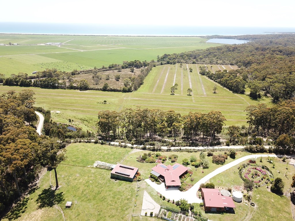 Eagles Roost Farmstay | lodging | 50 Port View Rd, Rocky Cape TAS 7321, Australia | 0477219163 OR +61 477 219 163