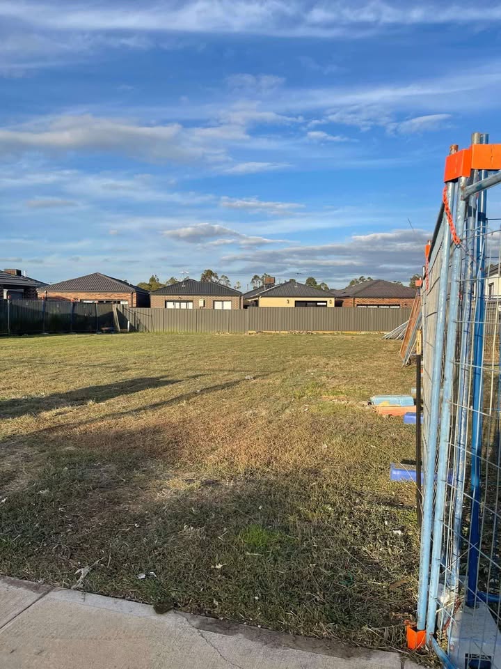 Jnn lawns | Kangaroo Ground-st Andrews Rd, Panton Hill VIC 3759, Australia | Phone: 0434 134 990