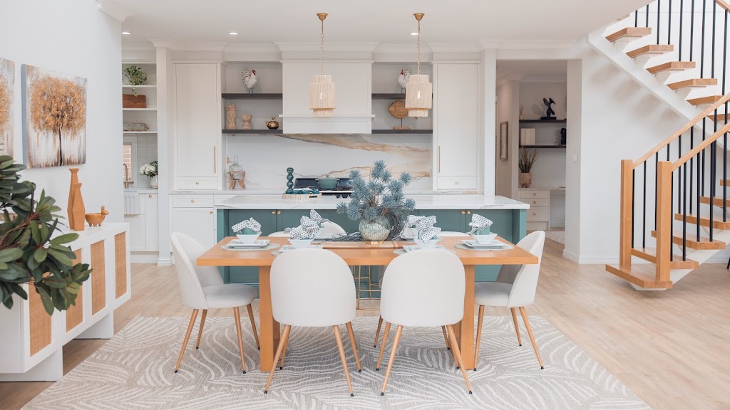 Trend Connection Display Home (Leppington HomeWorld) - London 35 | 17 Cato Cct, Leppington NSW 2179, Australia | Phone: 1300 916 178