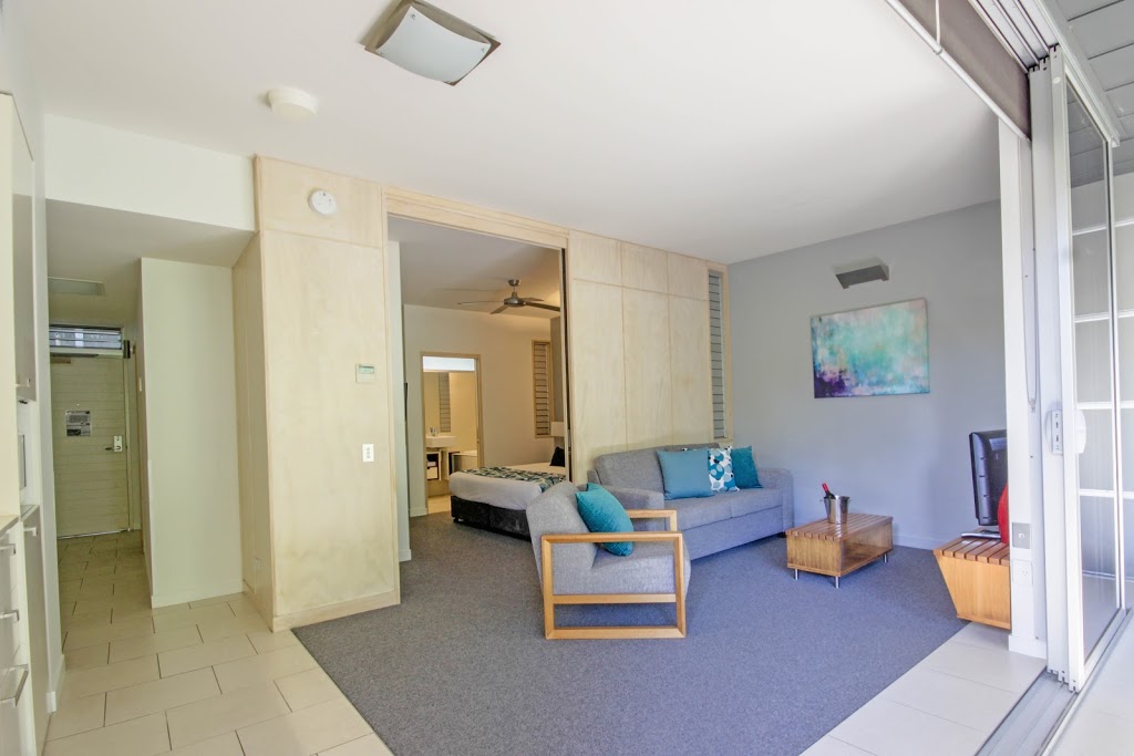 Noosa Beach Apartments | off 5 Morwong Drive to Little, Hastings St, Noosa Heads QLD 4567, Australia | Phone: 0404 183 959