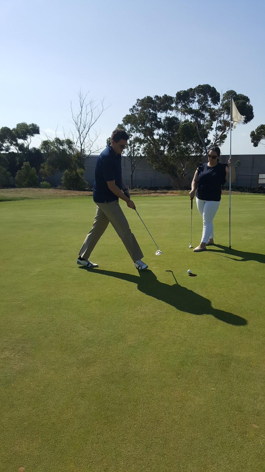 Sunshine Golf Club | 475 Mt Derrimut Rd, Derrimut VIC 3030, Australia | Phone: (03) 9363 1691