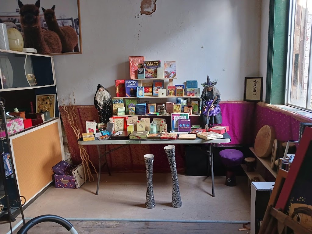Annie’s Attic | 2 South Terrace, Eudunda SA 5374, Australia | Phone: 0439 762 733