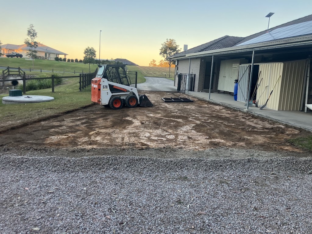 Digger Bro | Elwood Rise Vista, DAguilar QLD 4514, Australia | Phone: 0404 426 049