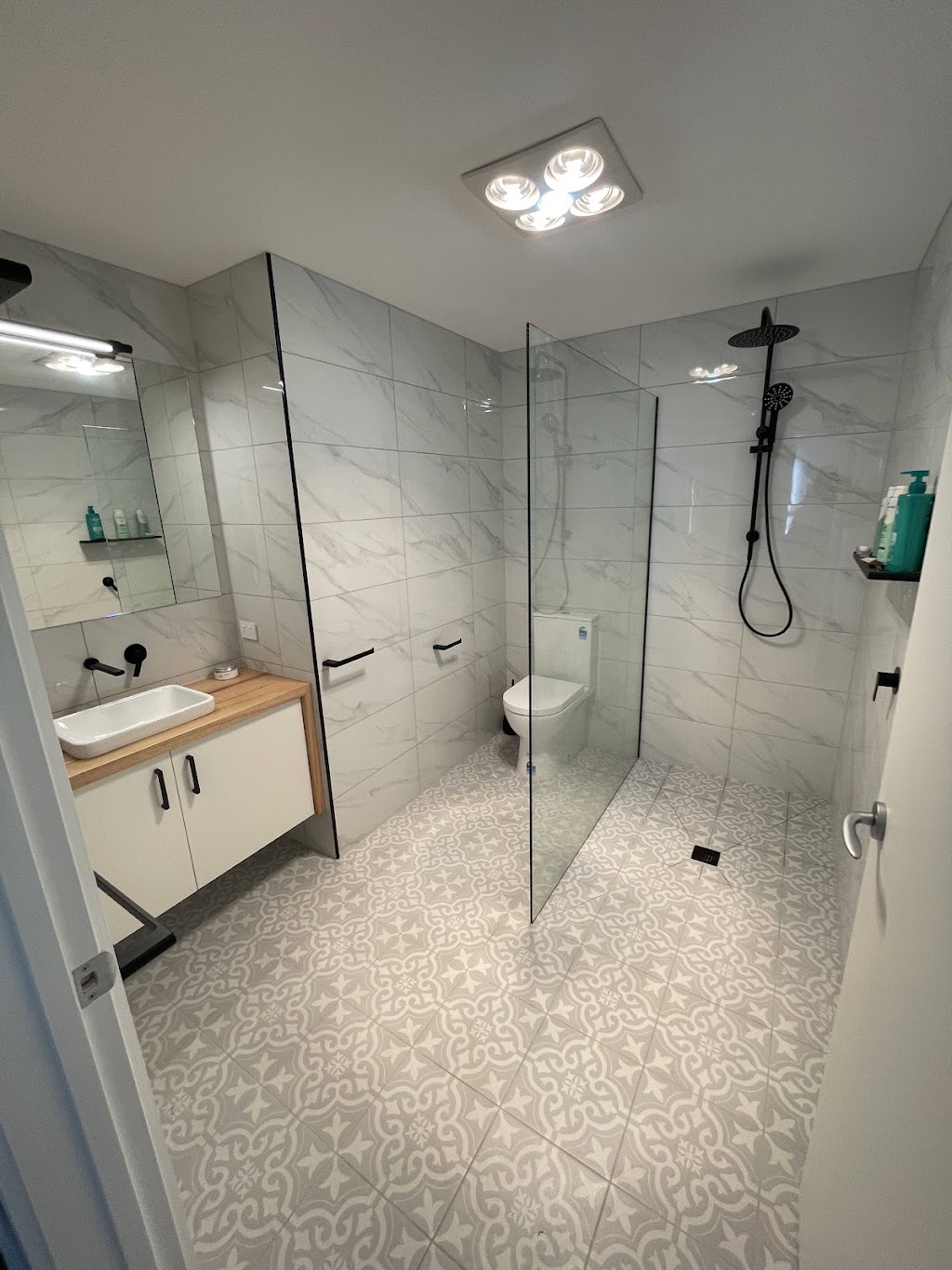 D.J Young Constructions Pty Ltd | 40 Greenmount Rd, Yarram VIC 3971, Australia | Phone: 0400 532 116