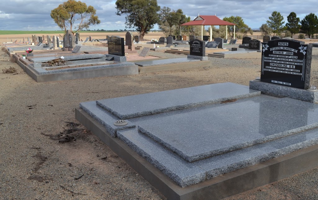 Blyth Cemetery | cemetery | 1202 Benbournie Rd, Blyth SA 5462, Australia
