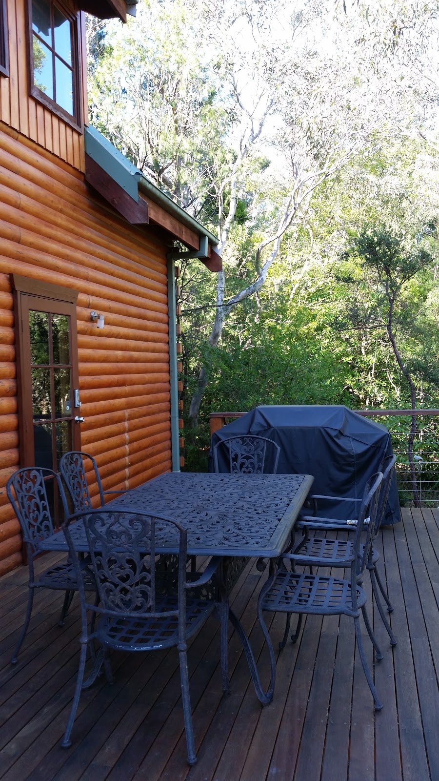 The Bothy | lodging | 81 Mount St, Leura NSW 2780, Australia