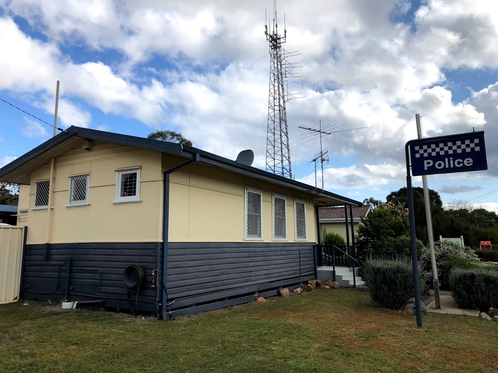 Dwellingup Police Station | 55 McLarty St, Dwellingup WA 6213, Australia | Phone: (08) 9538 1057