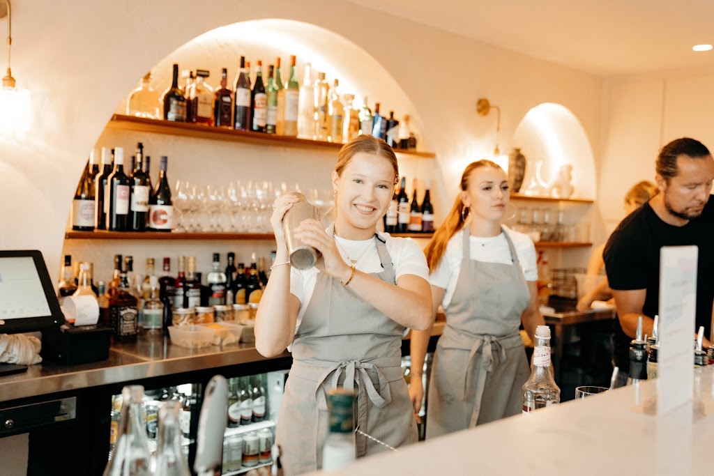 Little Miss | 4 Ash St, Terrigal NSW 2260, Australia | Phone: (02) 4315 2360