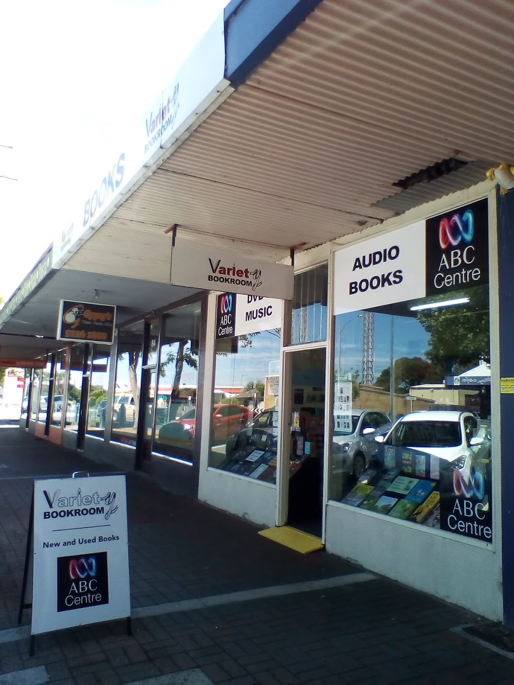 Variety Bookroom | book store | 82 Albert St, Moe VIC 3825, Australia | 0351272529 OR +61 3 5127 2529