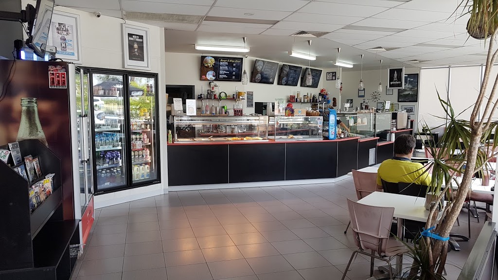Rayleez Cafe | cafe | 15 Raylee Pl, Lynbrook VIC 3975, Australia | 0387875500 OR +61 3 8787 5500