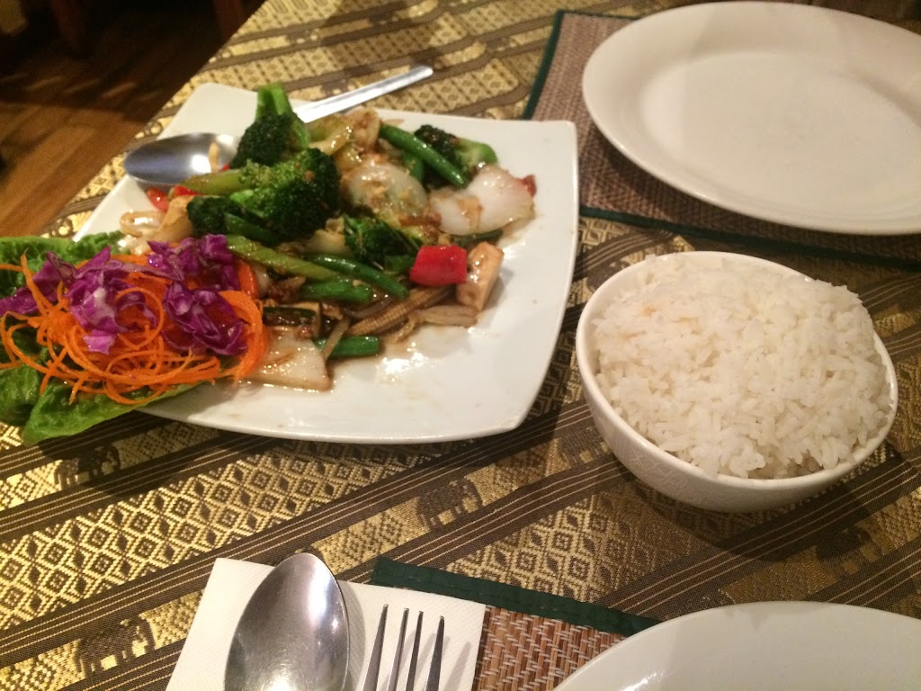 Thai Tasty Kitchen | 605 Logan Rd, Greenslopes QLD 4120, Australia | Phone: (07) 3324 0344