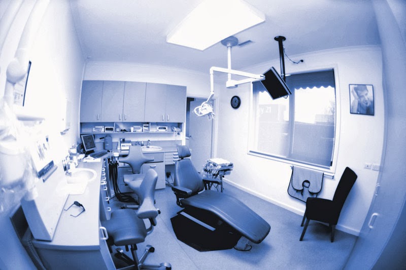 Clarinda Clinic | dentist | 67 Bourke Rd, Clayton South VIC 3169, Australia | 0395514599 OR +61 3 9551 4599