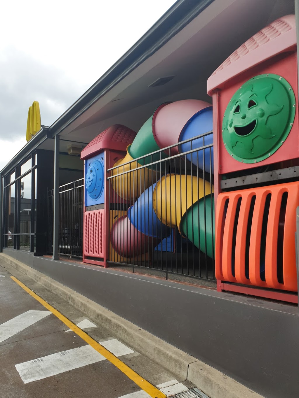 McDonalds Merrylands | cafe | 27 Sherwood Rd, Merrylands West NSW 2160, Australia | 0296375444 OR +61 2 9637 5444